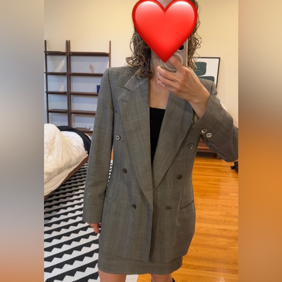 Paul Stuart 100% wool skirt suit - Picture 2 of 4